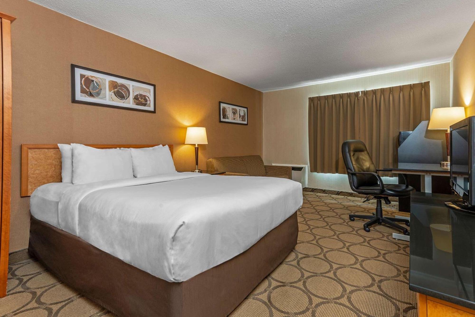 Comfort Inn West Edmonton Exterior photo